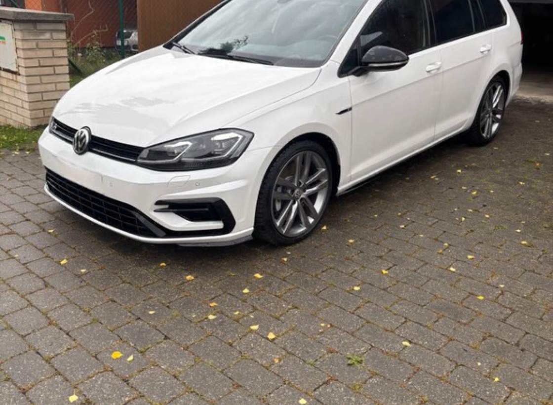Volkswagen - Golf R 2.0 TSI (300 Hp) 4MOTION DSG