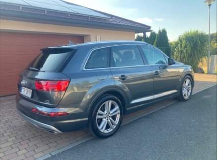 Audi - Q7