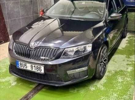 Škoda - Octavia