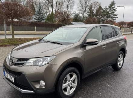 Toyota - RAV 4