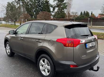 Toyota - RAV 4