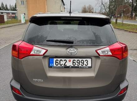Toyota - RAV 4
