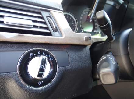 Mercedes-Benz - E-class