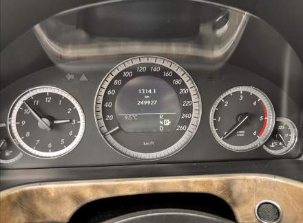 Mercedes-Benz - E-class