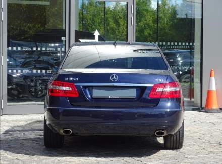 Mercedes-Benz - E-class