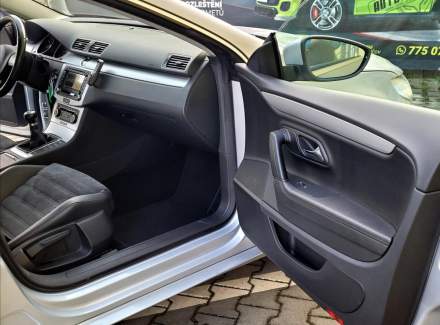 Volkswagen - Passat CC