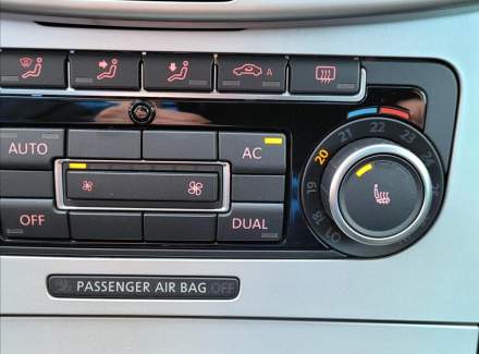 Volkswagen - Passat CC