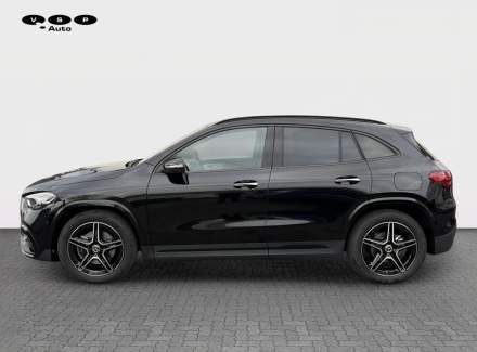 Mercedes-Benz - GLA