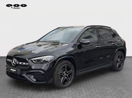 Mercedes-Benz - GLA