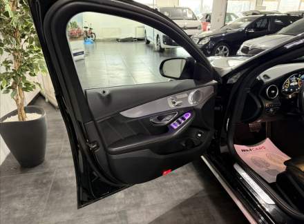 Mercedes-Benz - C-class