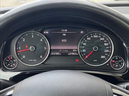 Volkswagen - Touareg