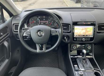 Volkswagen - Touareg