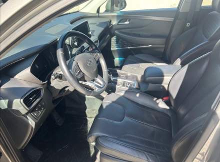 Hyundai - Santa FE