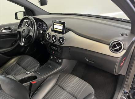 Mercedes-Benz - B-class