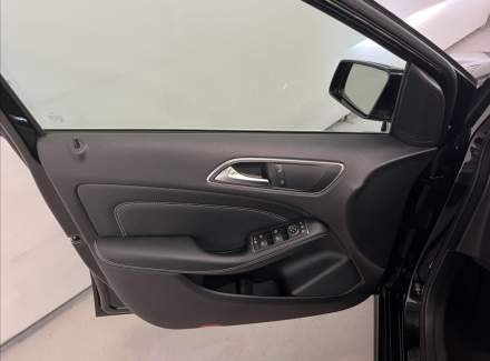 Mercedes-Benz - B-class