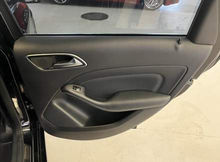 Mercedes-Benz - B-class