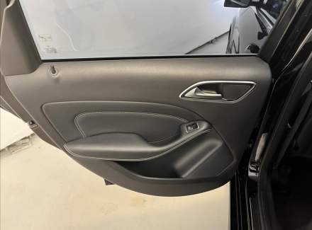 Mercedes-Benz - B-class