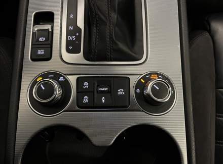 Volkswagen - Touareg