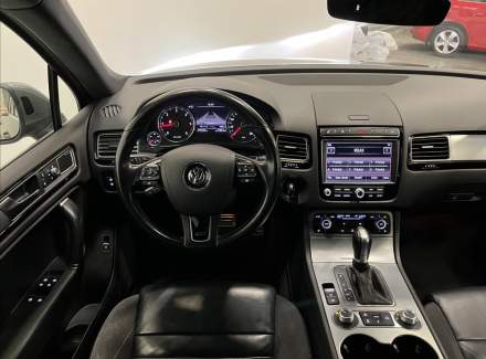 Volkswagen - Touareg