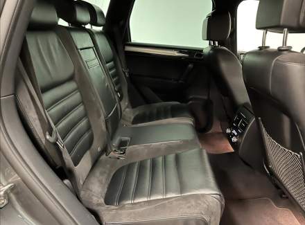 Volkswagen - Touareg