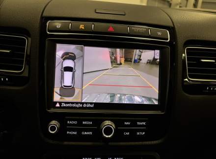 Volkswagen - Touareg