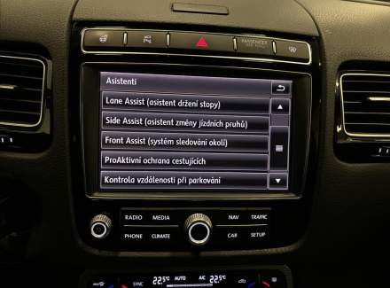 Volkswagen - Touareg