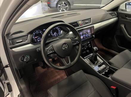 Škoda - Superb