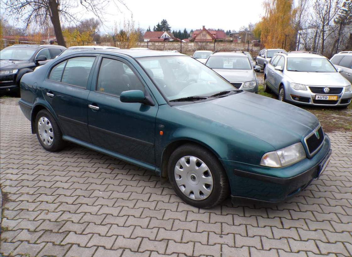 Škoda - Octavia
