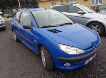 Peugeot - 206