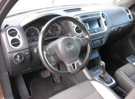 Volkswagen - Tiguan