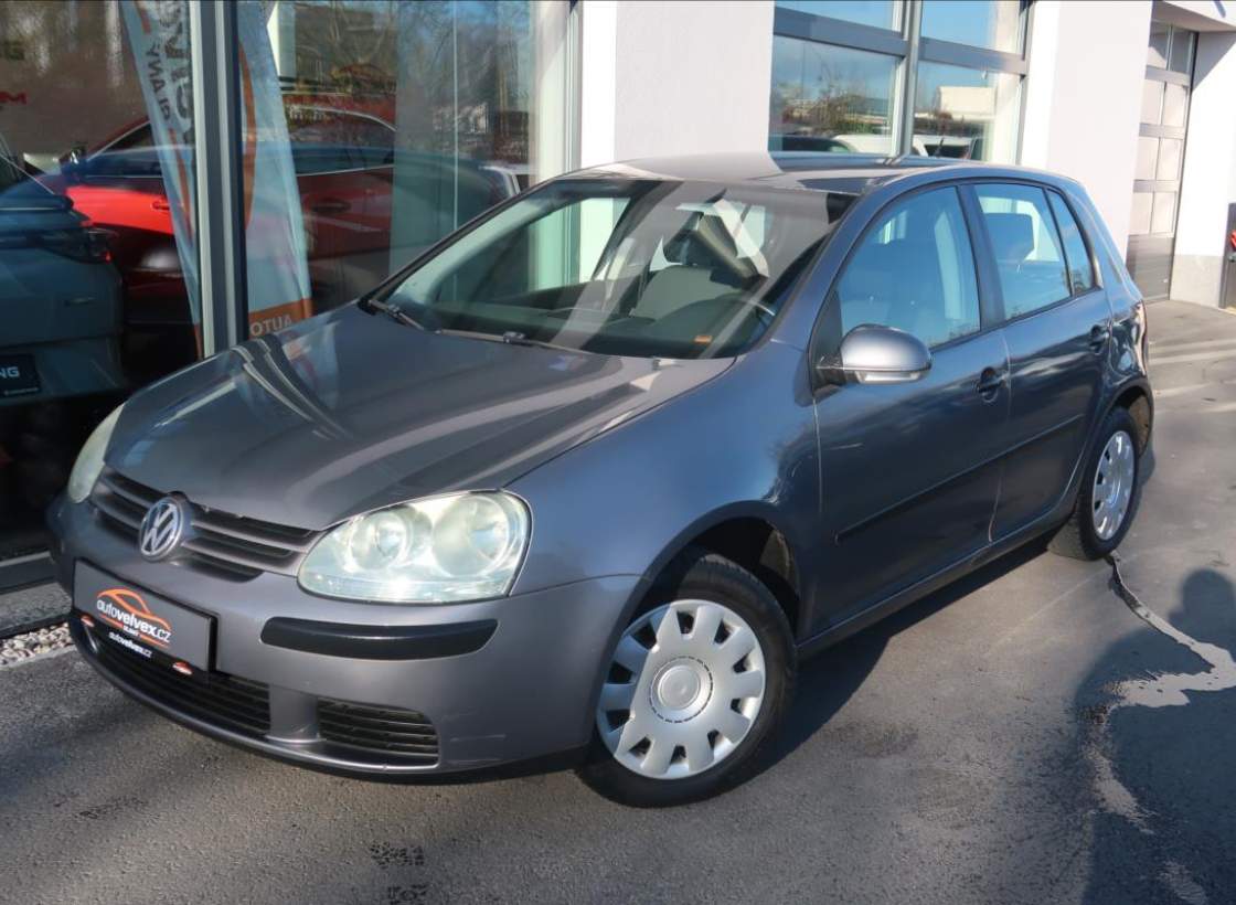 Volkswagen - Golf