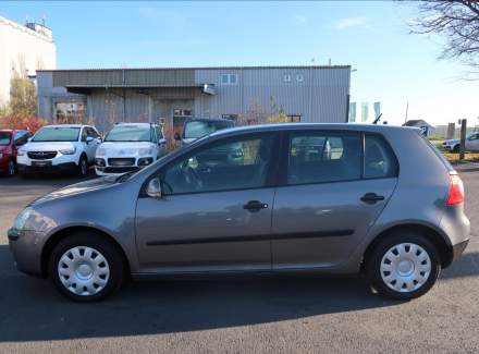 Volkswagen - Golf