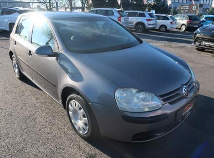 Volkswagen - Golf