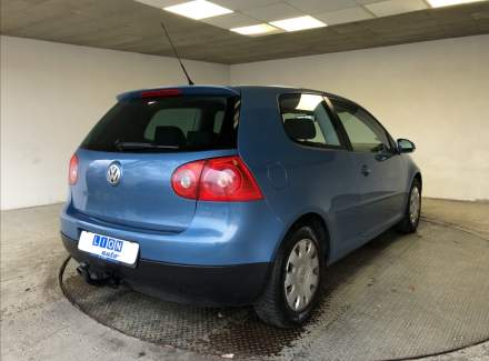 Volkswagen - Golf