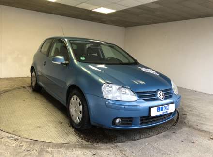 Volkswagen - Golf