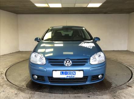 Volkswagen - Golf