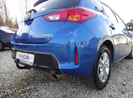 Toyota - Auris