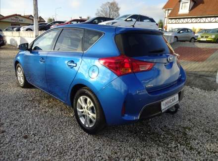 Toyota - Auris