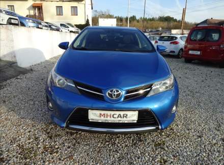 Toyota - Auris
