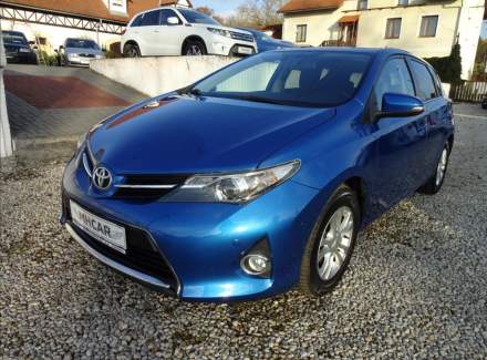 Toyota - Auris