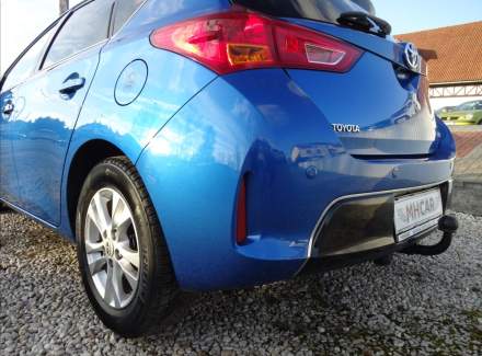 Toyota - Auris