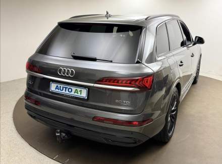 Audi - Q7