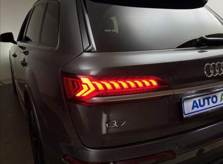 Audi - Q7