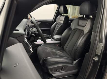 Audi - Q7
