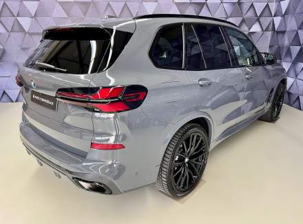 BMW - X5