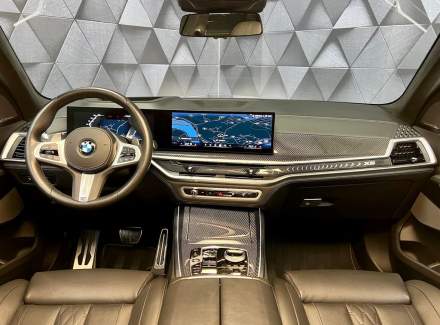 BMW - X5