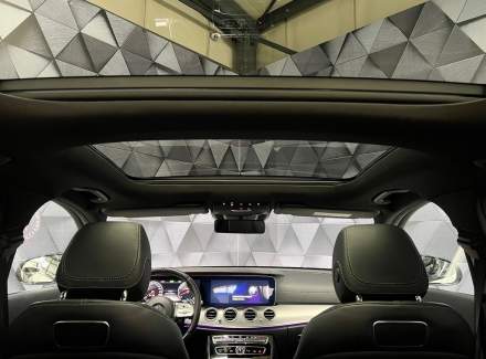 Mercedes-Benz - E-class