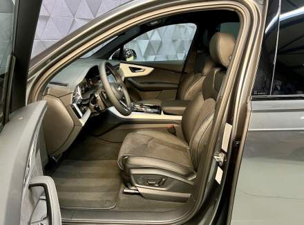 Audi - Q7