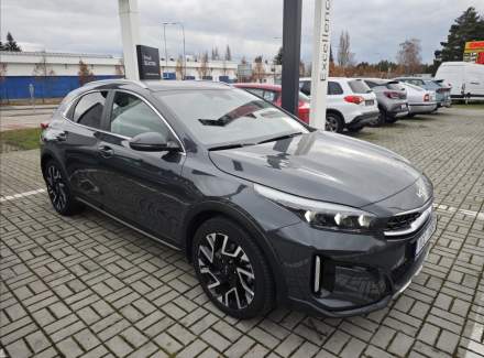 Kia - XCeed