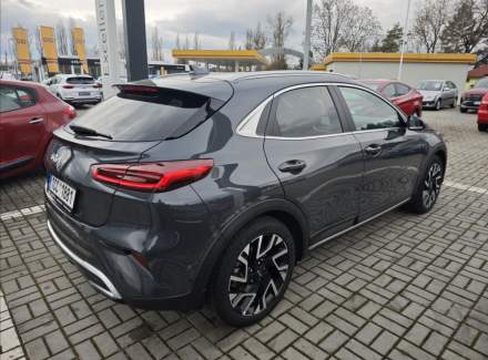 Kia - XCeed